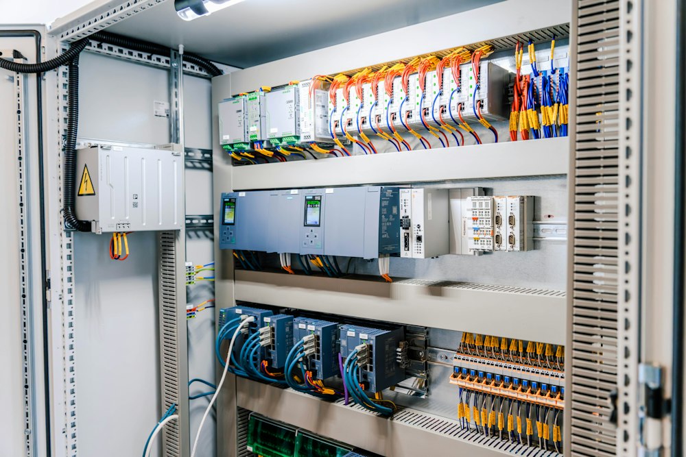 Tablero de control eléctrico industrial